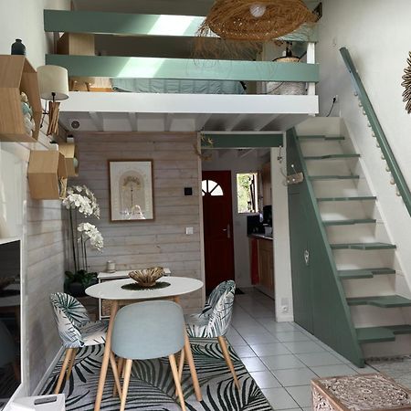 Jolie Maison Au Golf Lacanau Luaran gambar