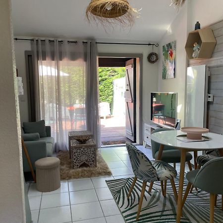 Jolie Maison Au Golf Lacanau Luaran gambar